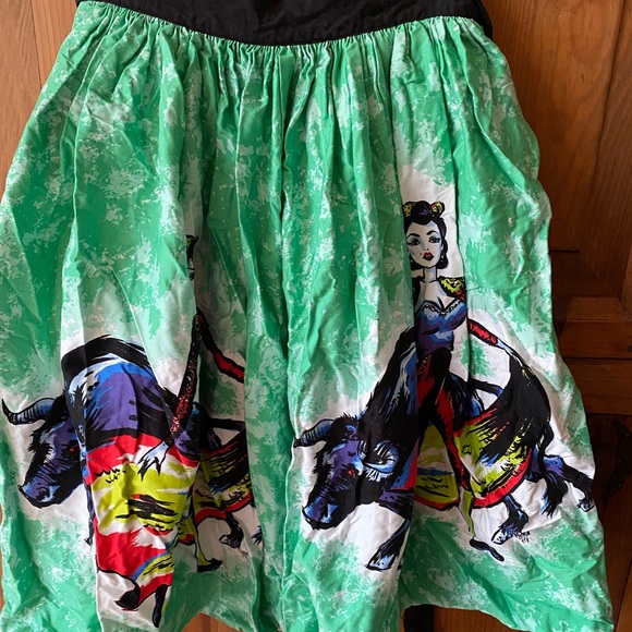 Pinup retro style skirt - Picture 4 of 9